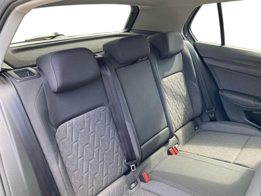 Volkswagen Golf - Photo 8