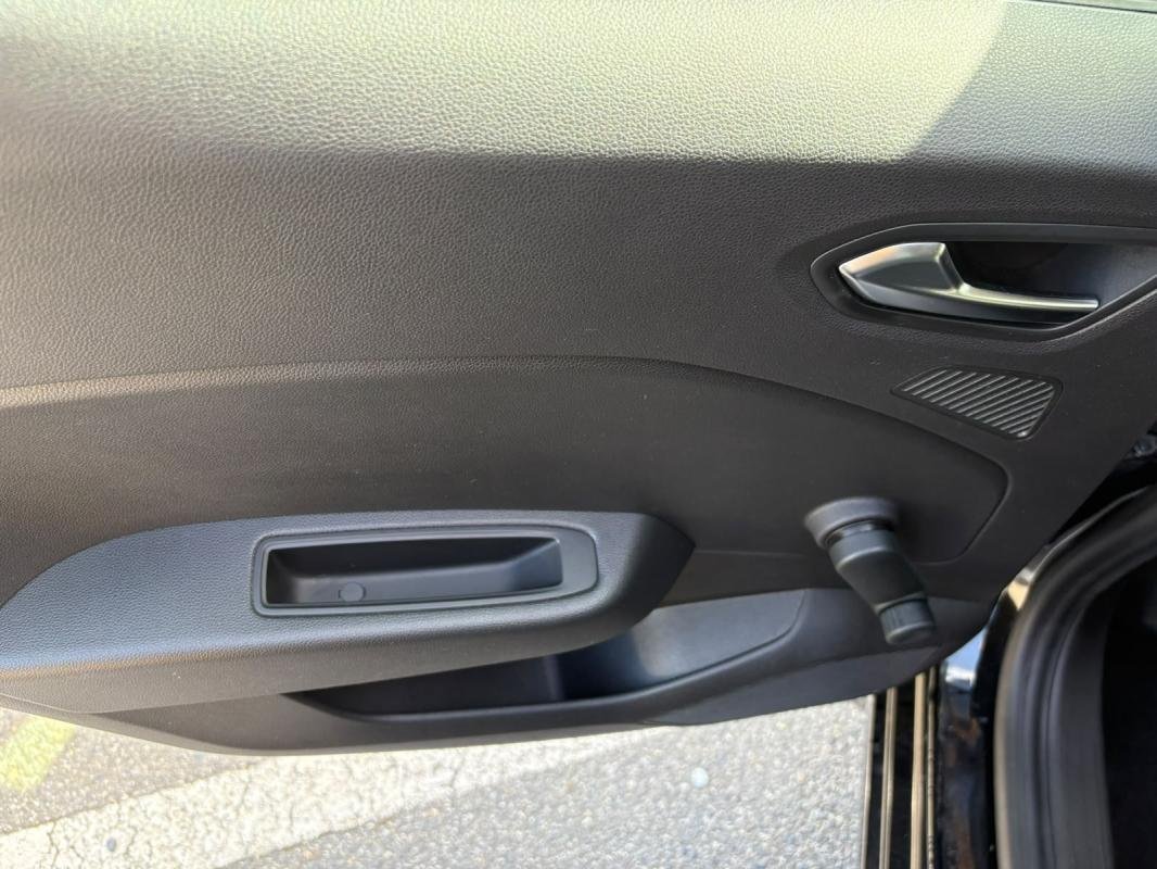 Renault Clio - Photo 16