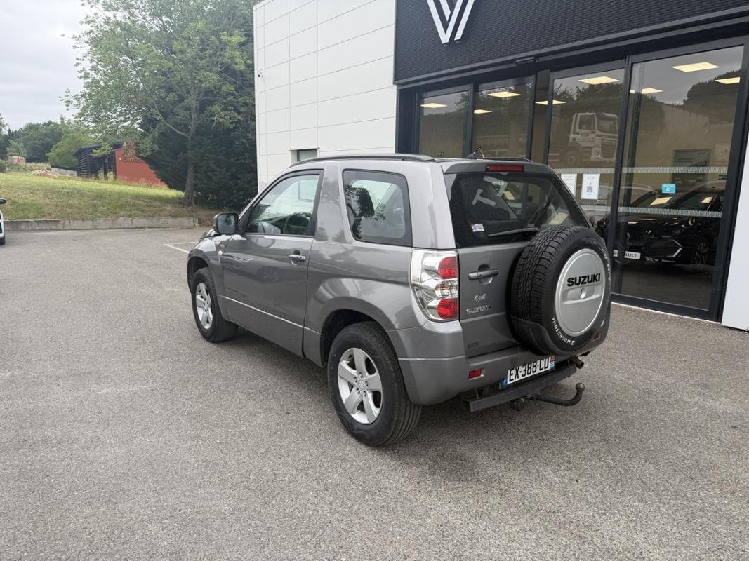 Suzuki Grand Vitara - Photo 2