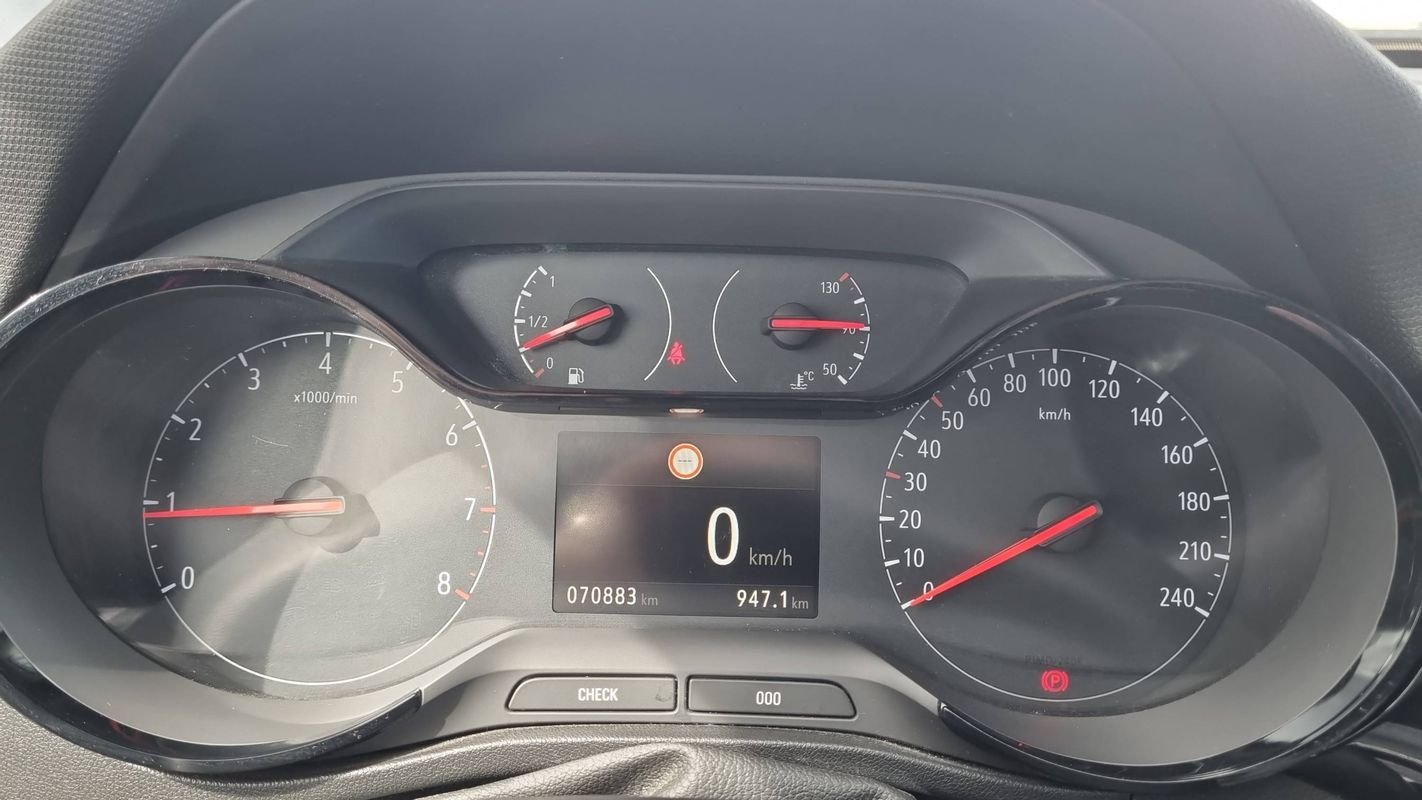 Opel Crossland X - Photo 12