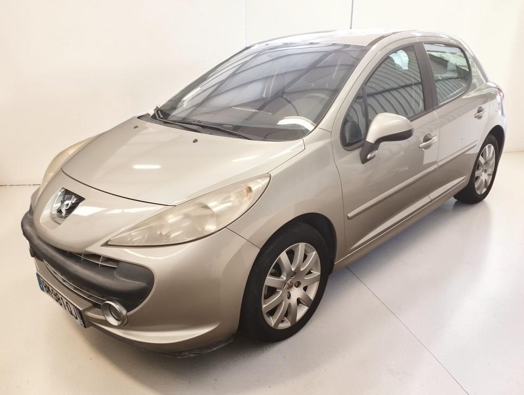 Peugeot 207 - Photo 6