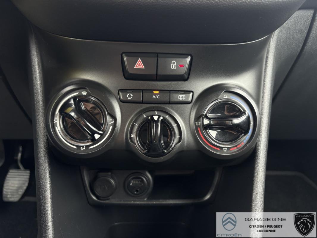 Peugeot 208 - Photo 13