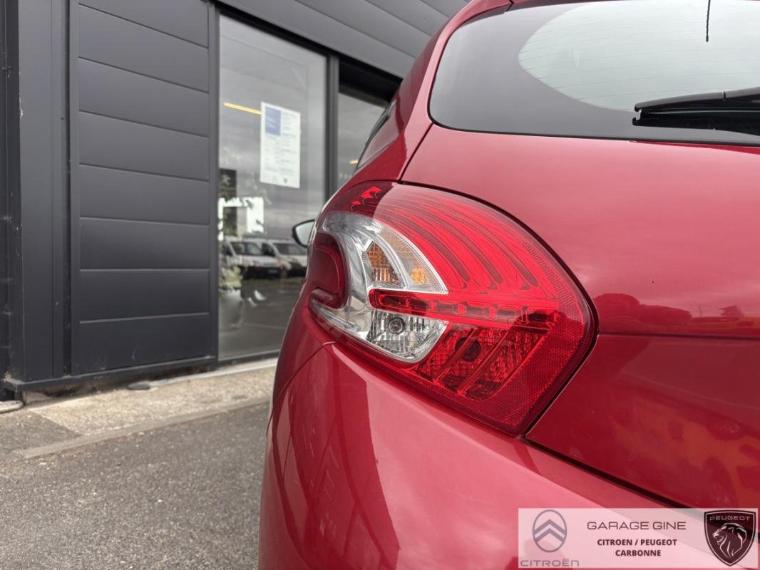 Peugeot 208 - Photo 5