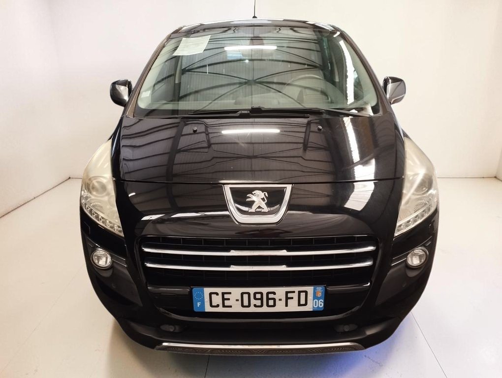 Peugeot 3008 HYbrid4 - Photo 4