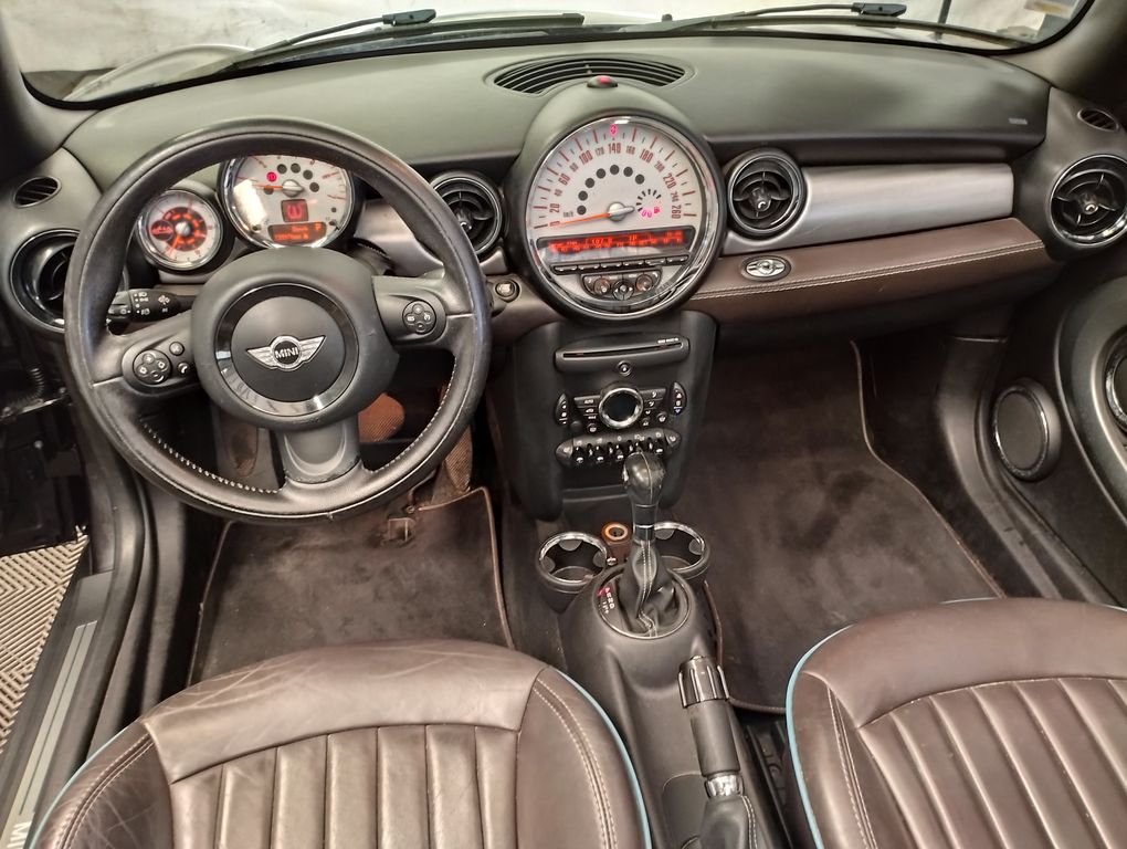 Mini Cooper - Photo 3