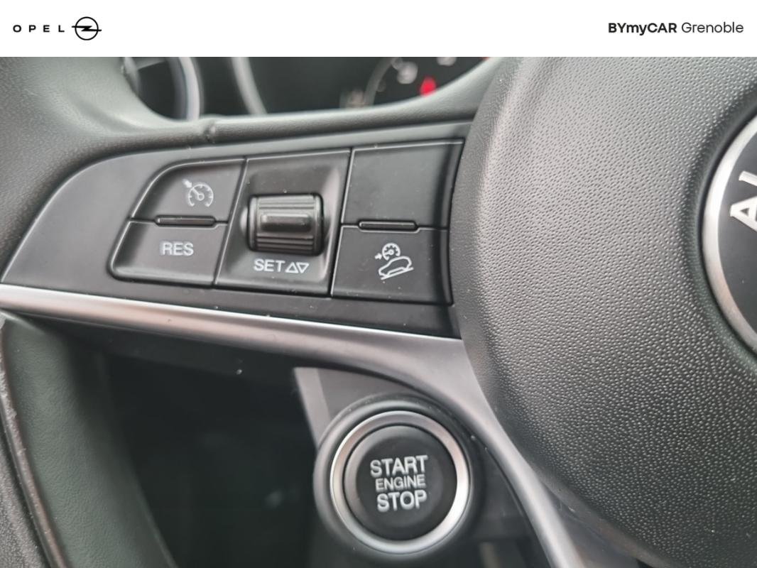 Alfa Romeo Stelvio - Photo 19