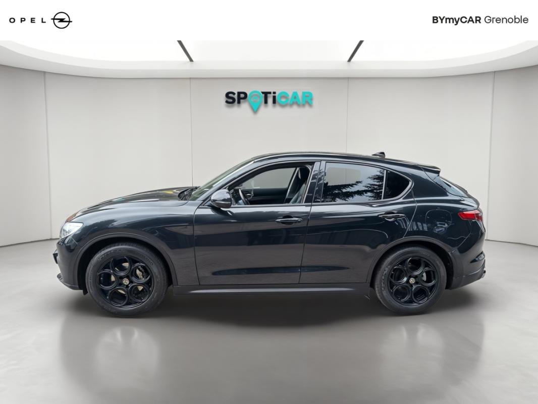 Alfa Romeo Stelvio - Photo 2