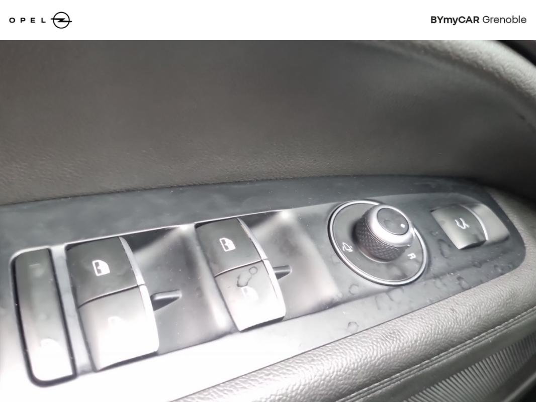 Alfa Romeo Stelvio - Photo 21