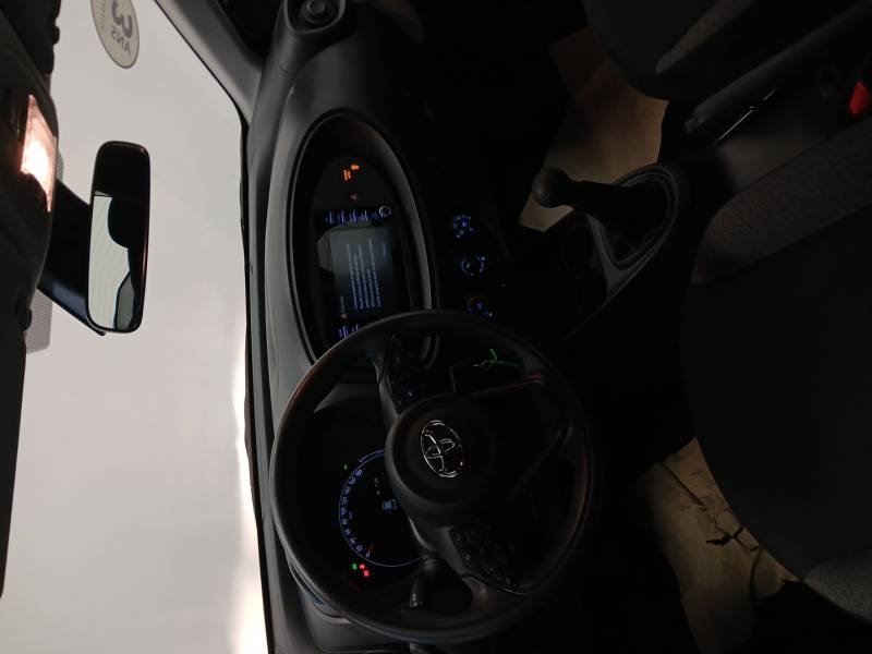 Toyota aygo x - Photo 11