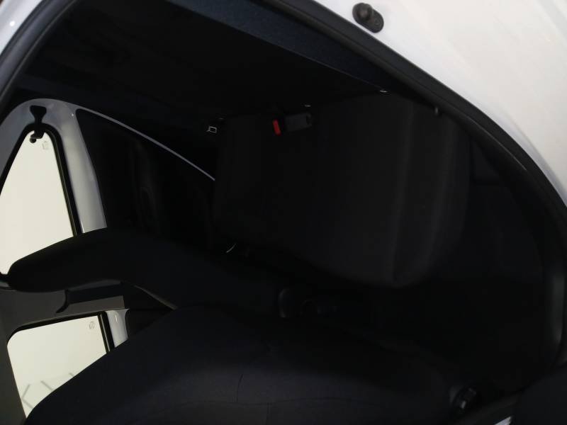 Toyota aygo x - Photo 13