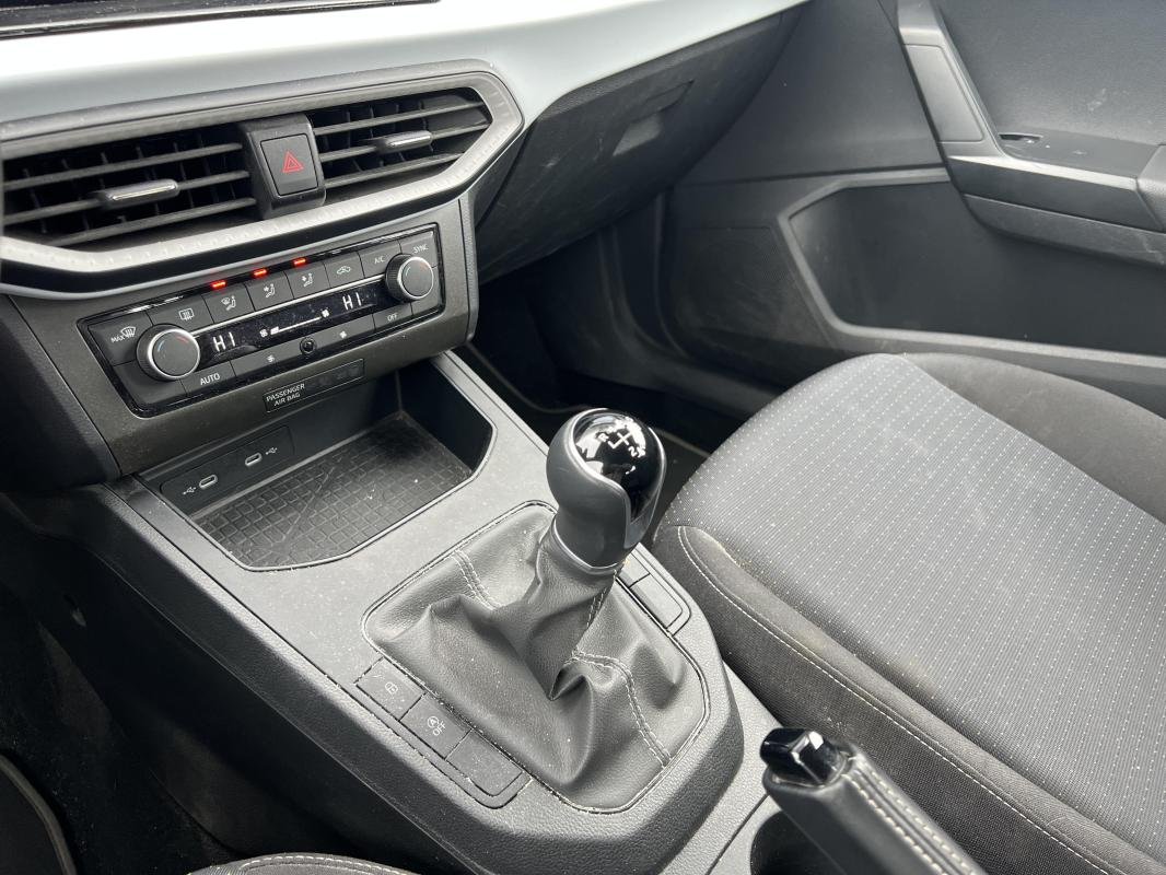 Seat Ibiza - Photo 13