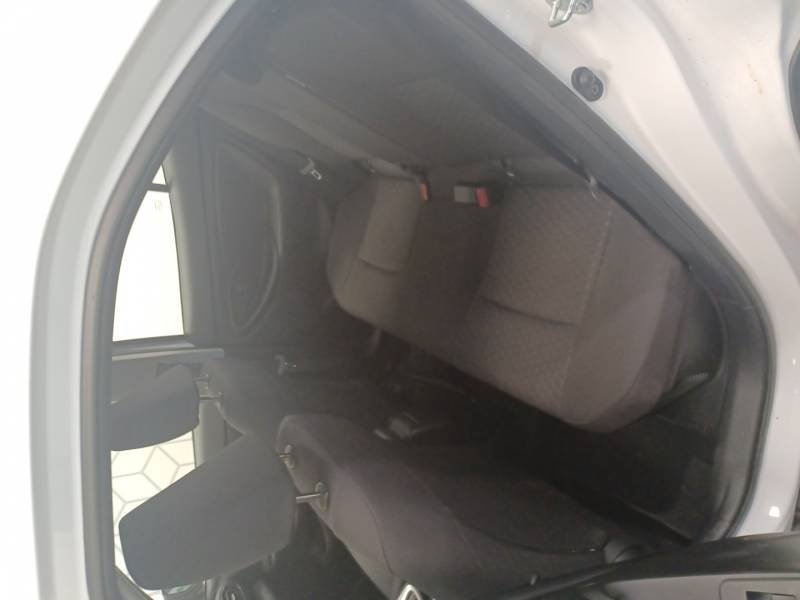 Toyota Yaris - Photo 13