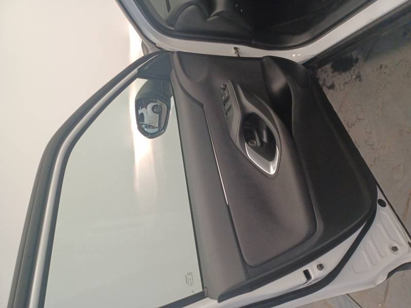 Toyota Yaris - Photo 18