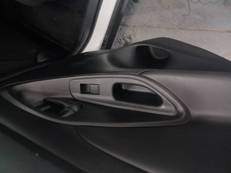 Toyota Yaris - Photo 21