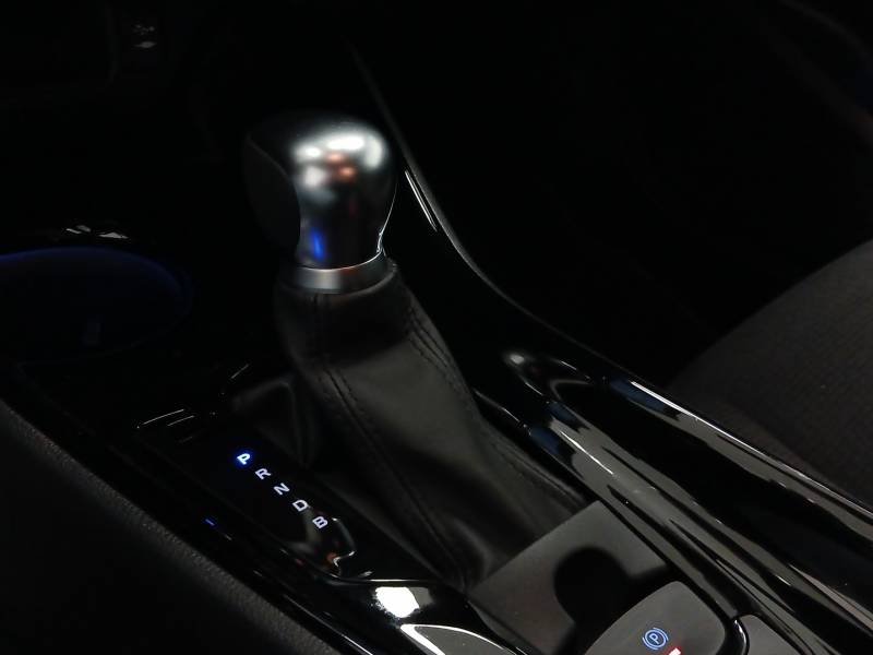 Toyota C-HR - Photo 23