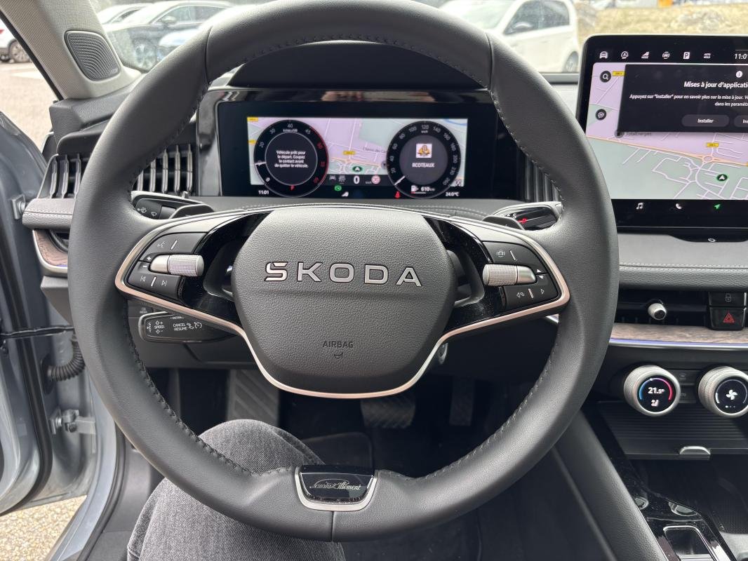 Skoda Superb Combi - Photo 17
