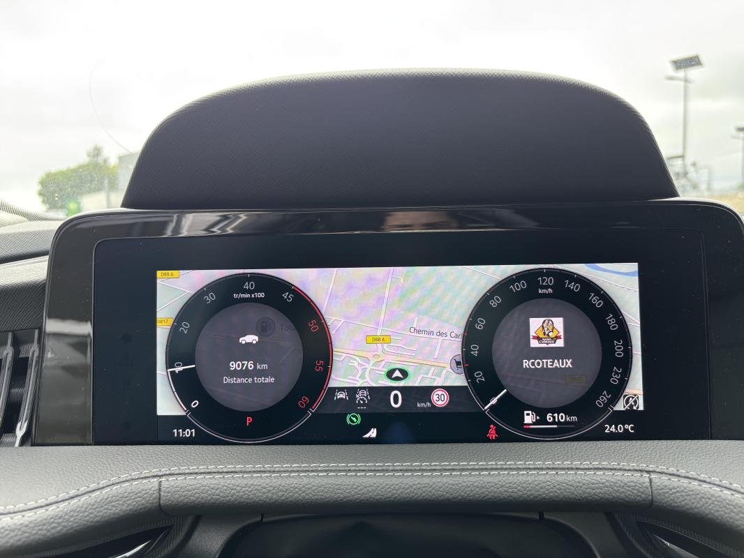Skoda Superb Combi - Photo 18