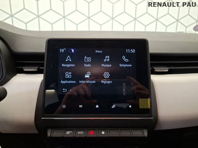 Renault Clio - Photo 18