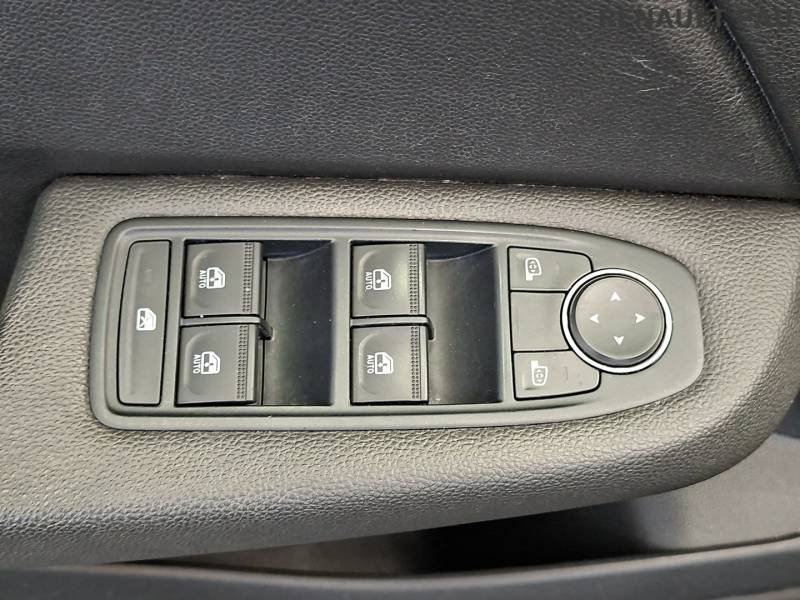 Renault Clio - Photo 28