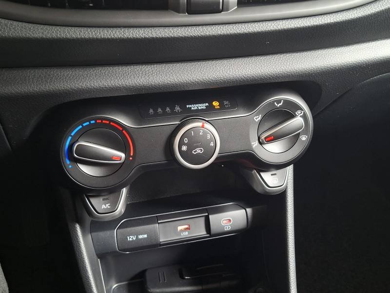 Kia Picanto - Photo 20