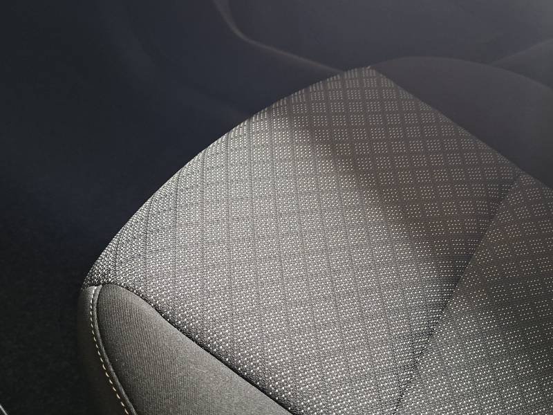 Kia Picanto - Photo 23