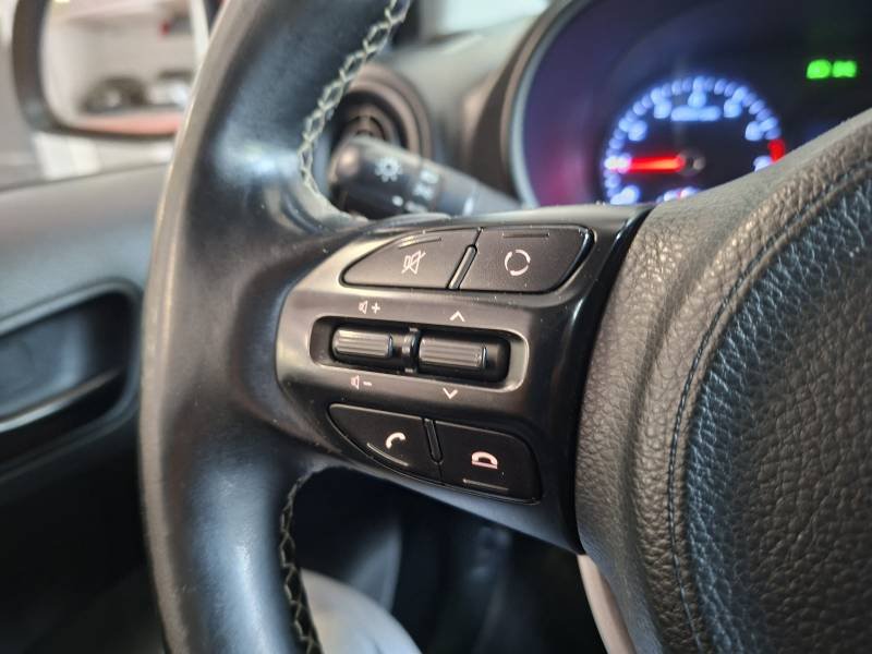 Kia Picanto - Photo 18