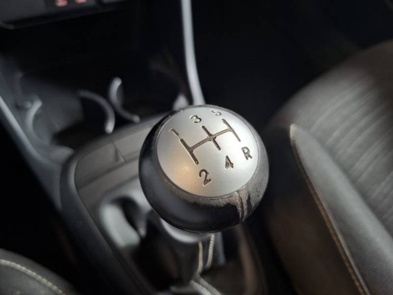Kia Picanto - Photo 23