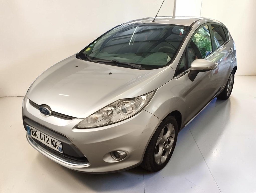 Ford Fiesta - Photo 1