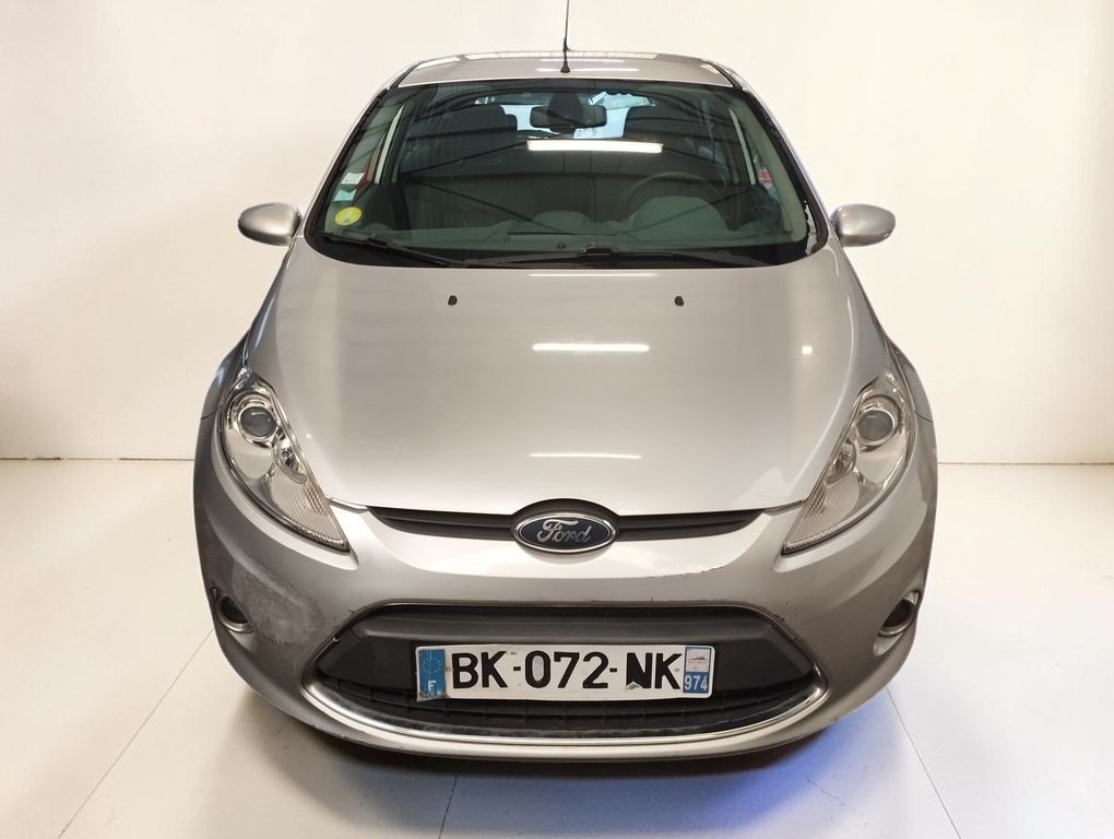 Ford Fiesta - Photo 4