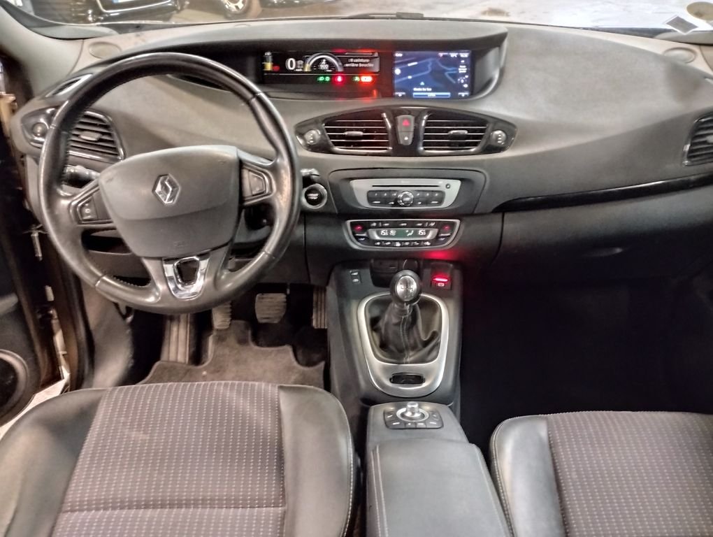 Renault Scénic - Photo 3