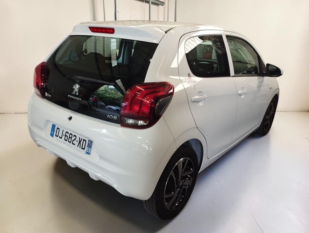 Peugeot 108 - Photo 2