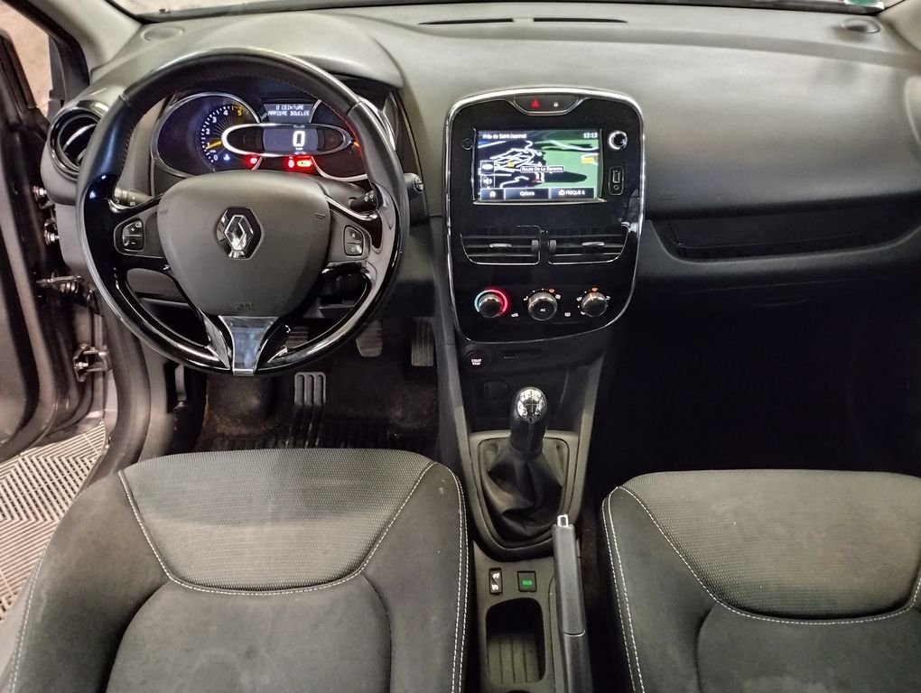Renault Clio - Photo 3