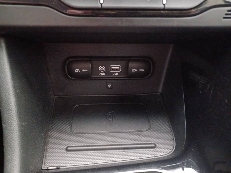 Kia Niro - Photo 28