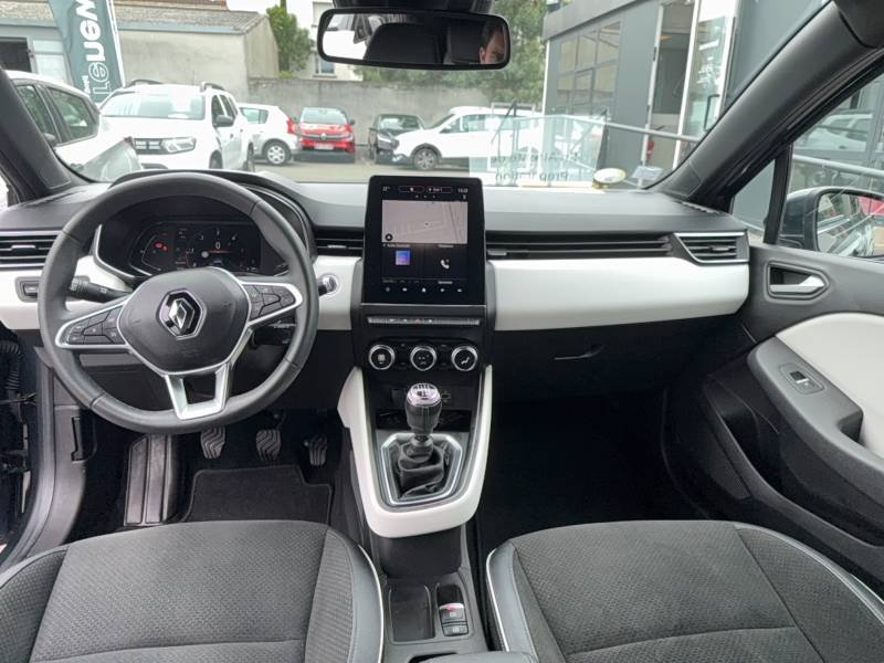 Renault Clio - Photo 11