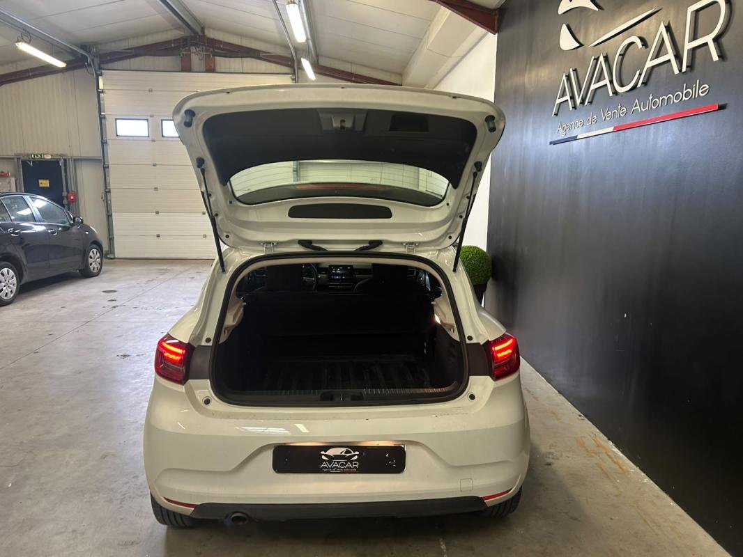 Renault Clio - Photo 17