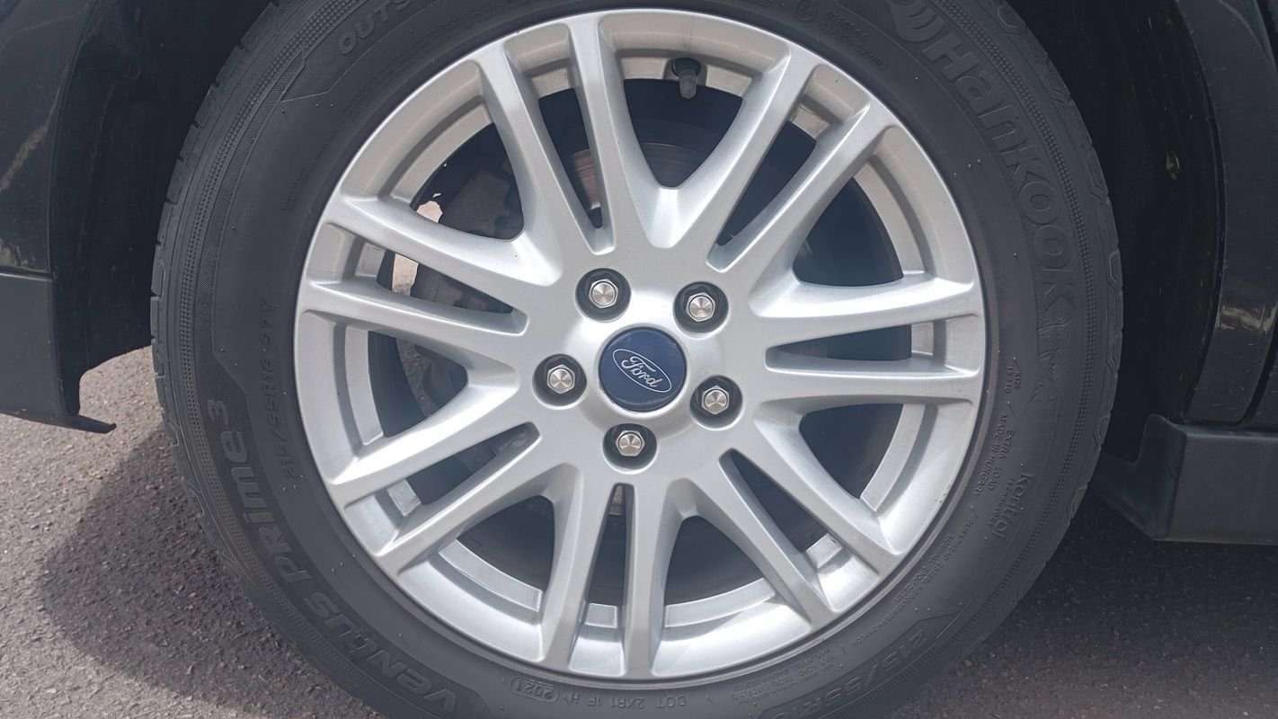 Ford C-Max - Photo 16