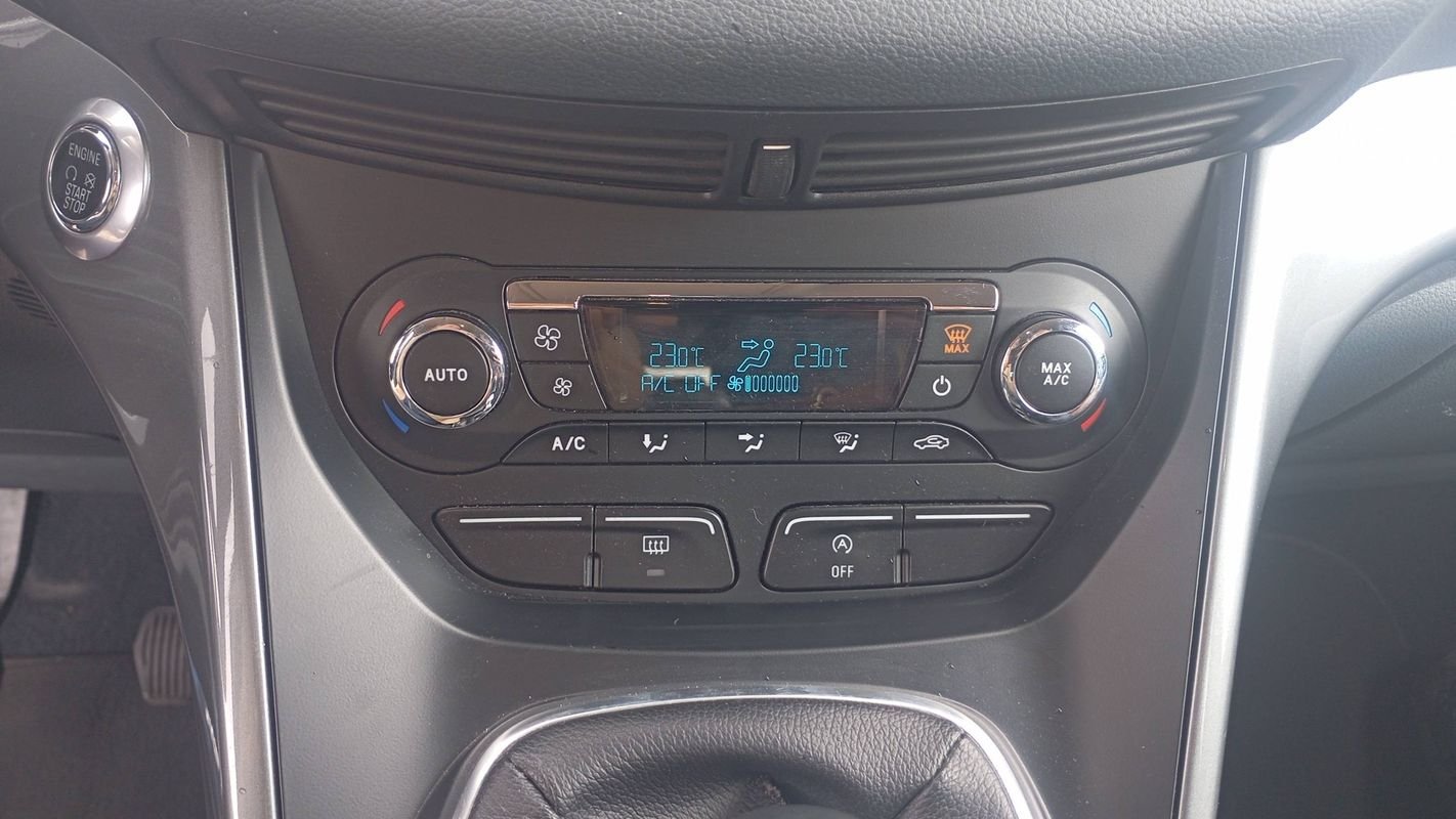 Ford C-Max - Photo 27