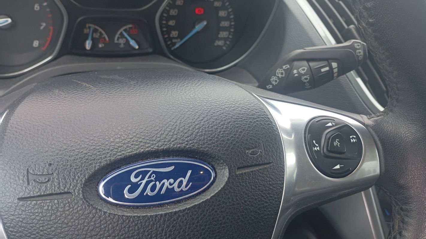 Ford C-Max - Photo 29