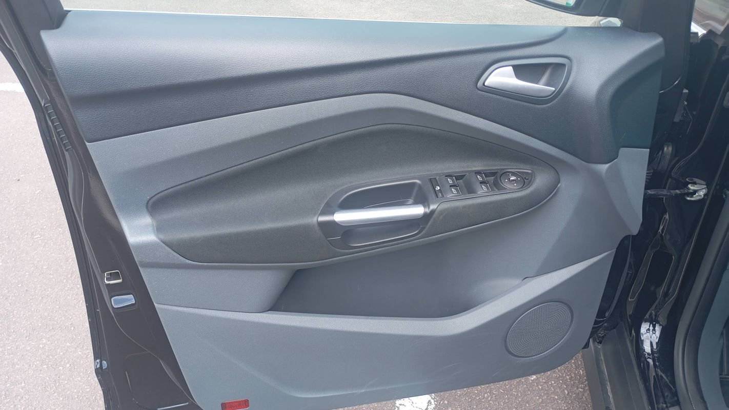 Ford C-Max - Photo 7