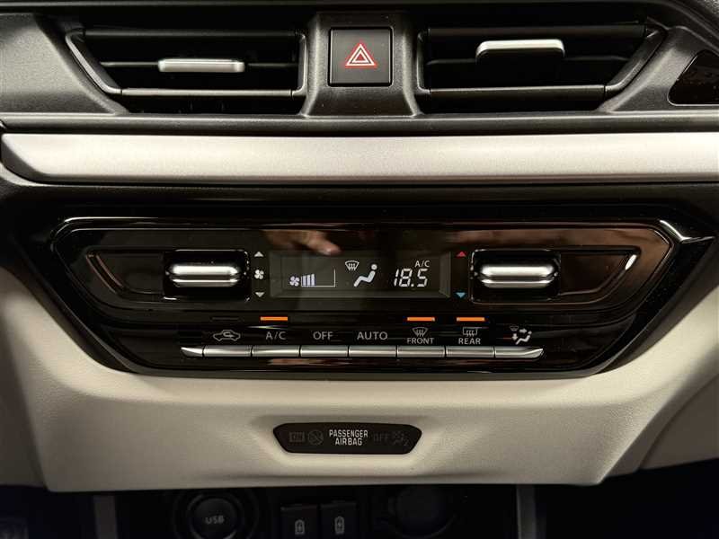 Suzuki Swift - Photo 12