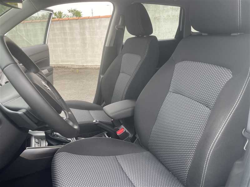 Suzuki Vitara - Photo 11