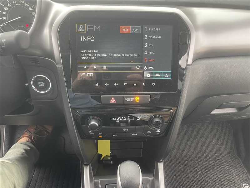 Suzuki Vitara - Photo 20