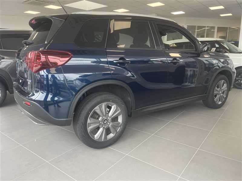Suzuki Vitara - Photo 2