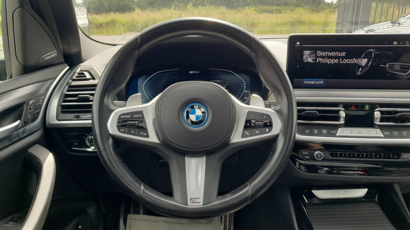 BMW X3 - Photo 24