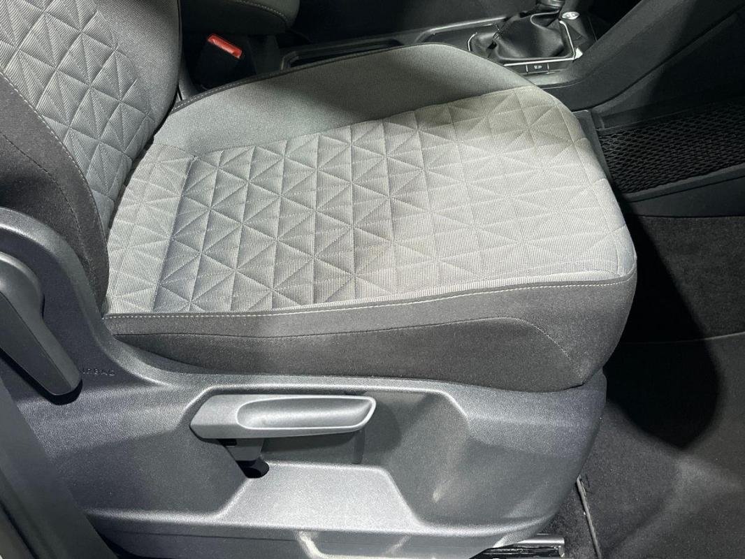 Volkswagen Tiguan - Photo 14