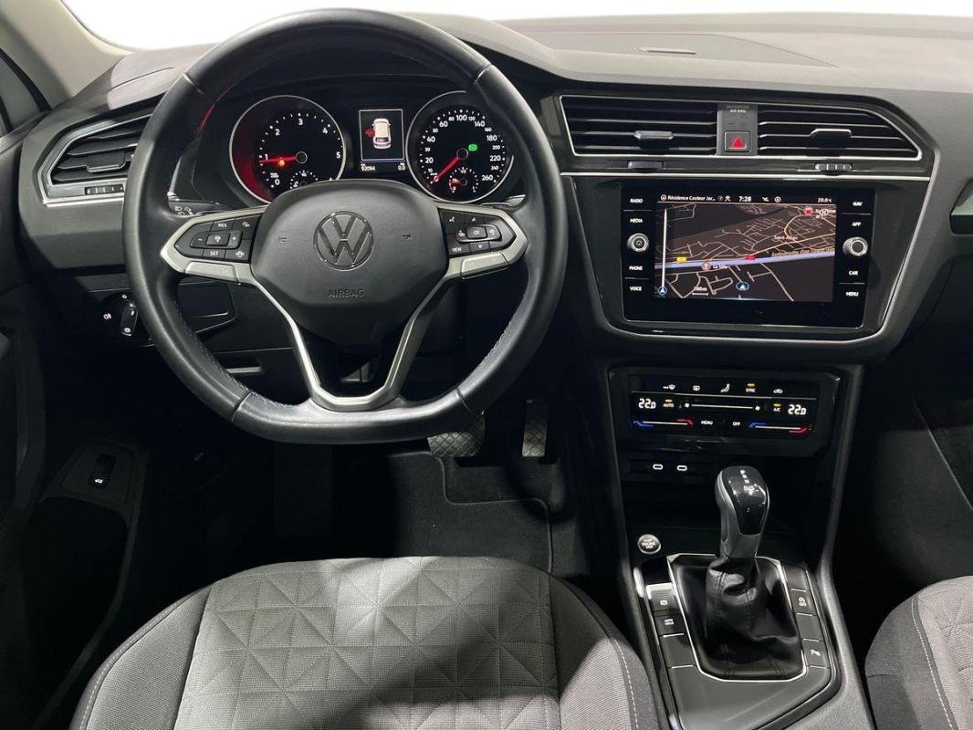Volkswagen Tiguan - Photo 24