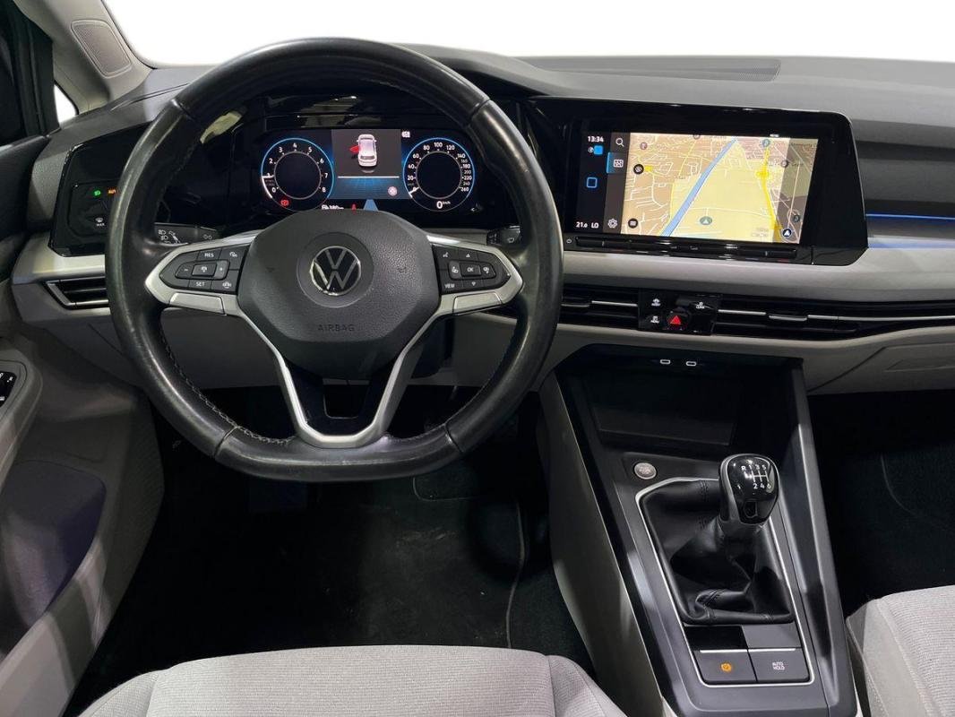 Volkswagen Golf - Photo 24