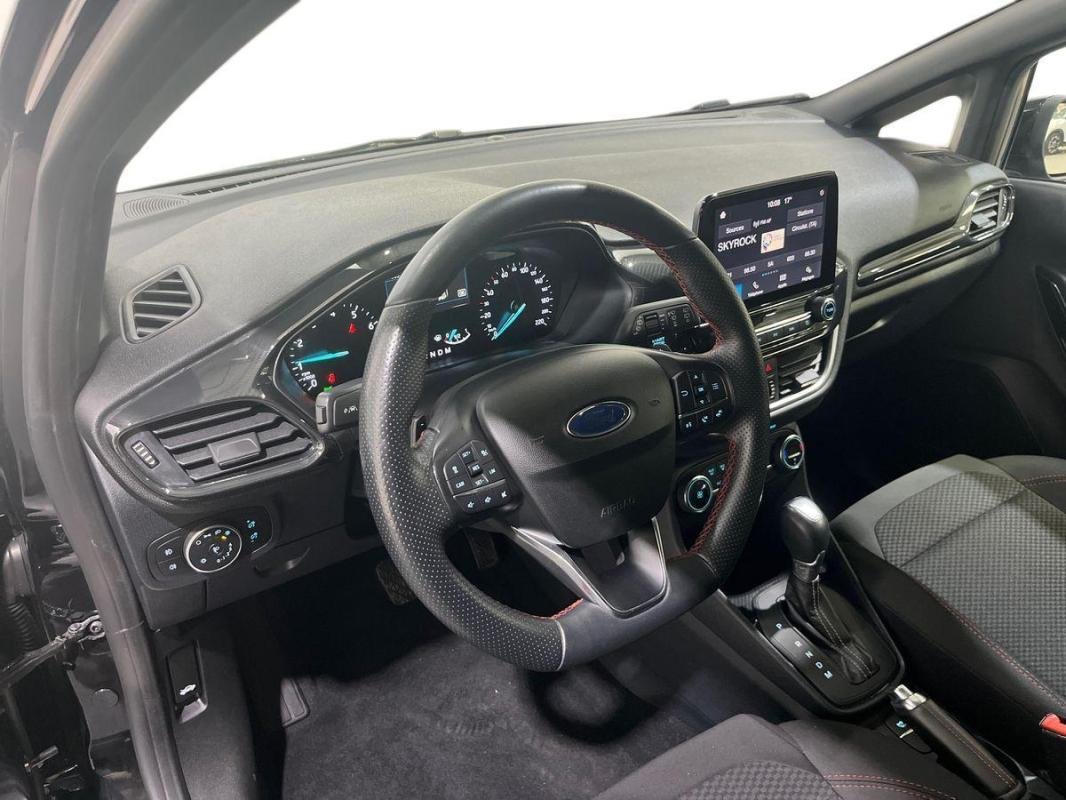 Ford Fiesta - Photo 16