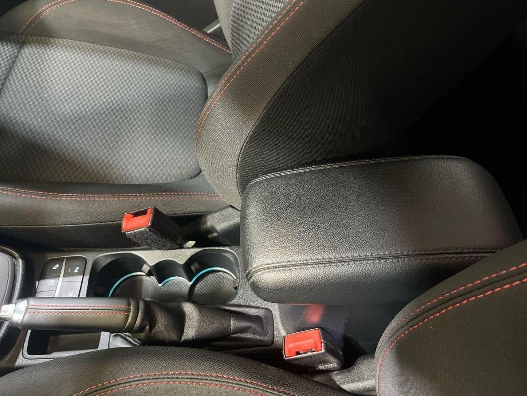 Ford Fiesta - Photo 19