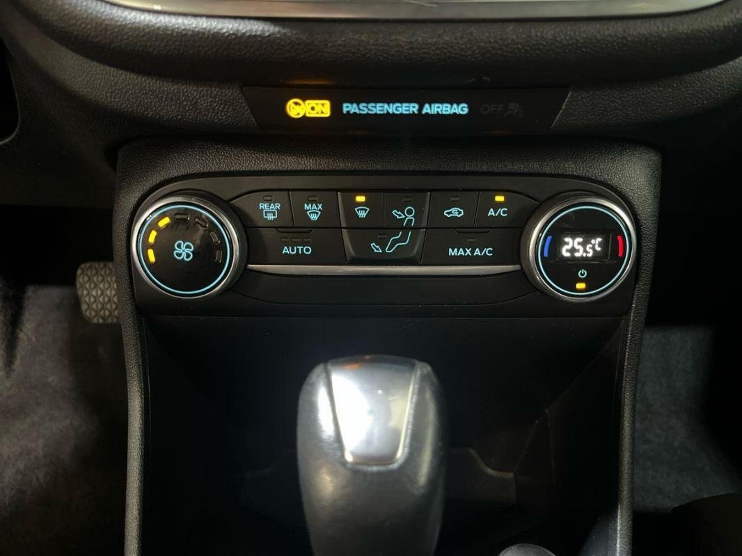 Ford Fiesta - Photo 26